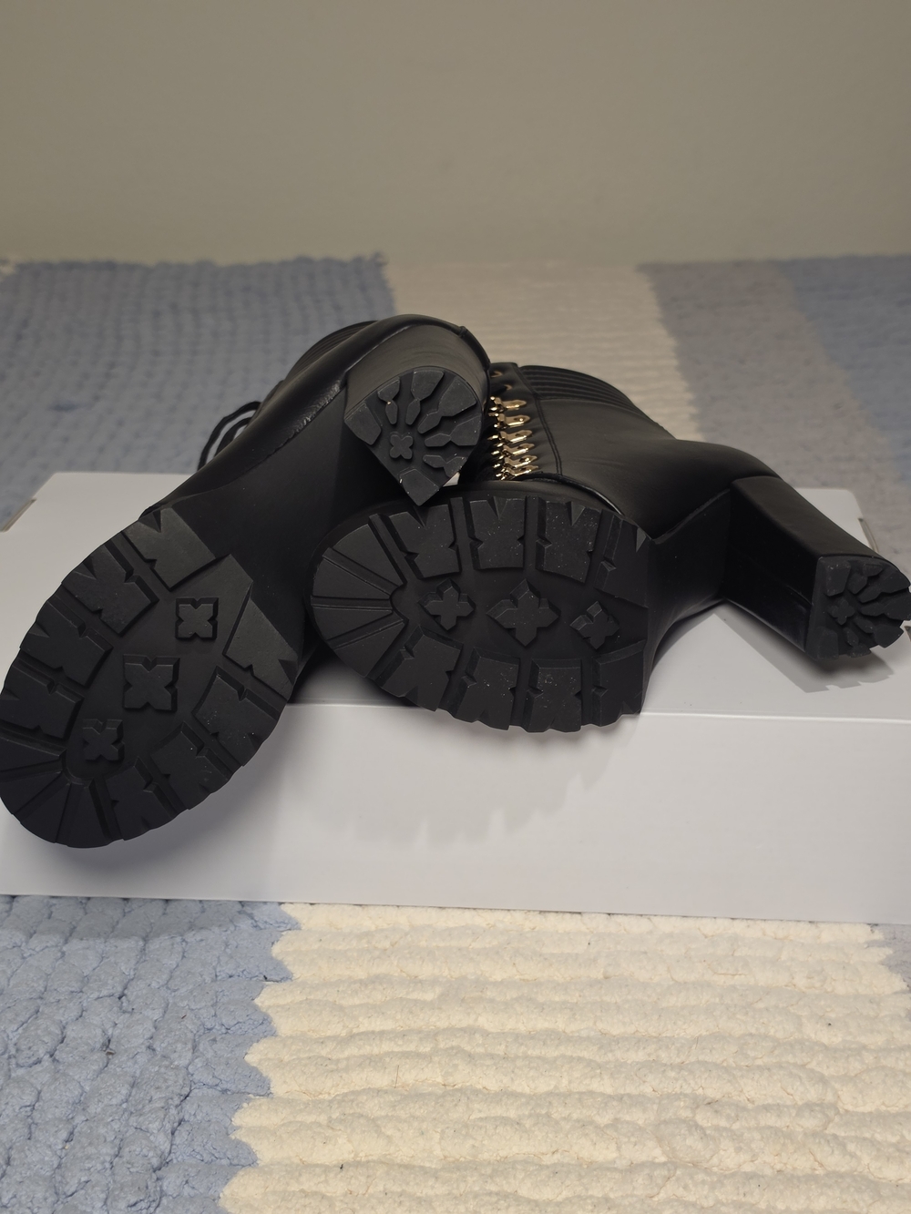 JustFab Black Lace-Up Chunky Heel Ankle Boots - Picture 5 of 7